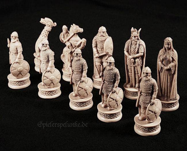 historische schachfiguren wikinger holzfarben elfenbeinfarben spielerspelunke